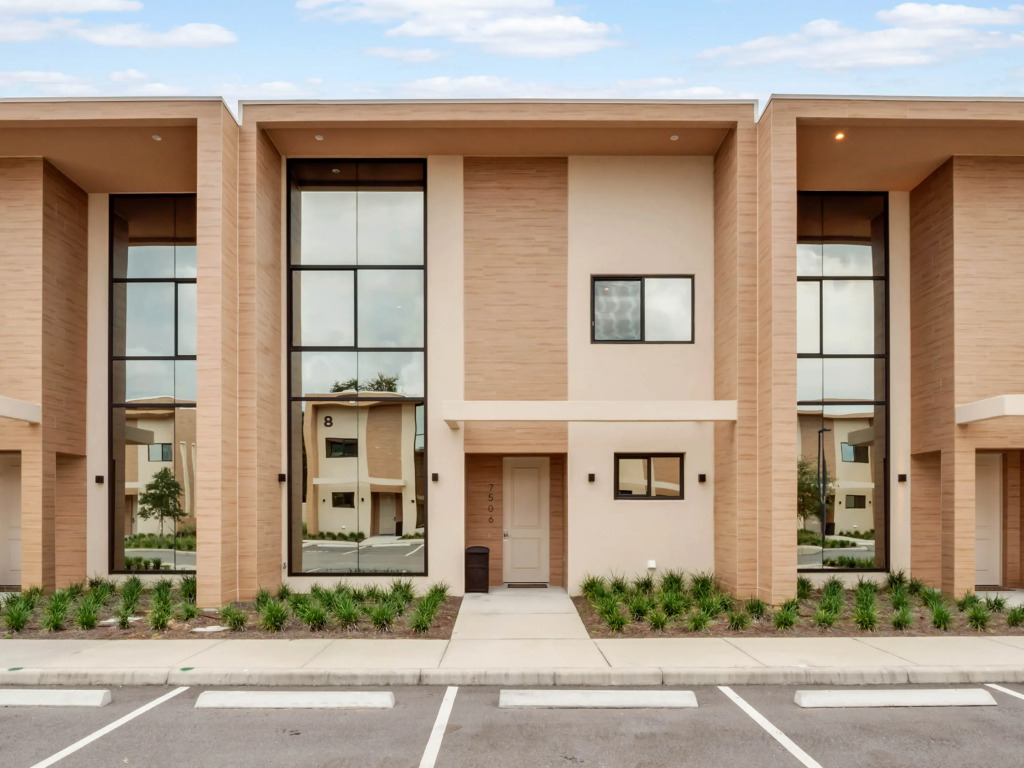 4 Bedrooms / 4.5 Bathrooms / Magic Village (7506 BD), Kissimmee, US