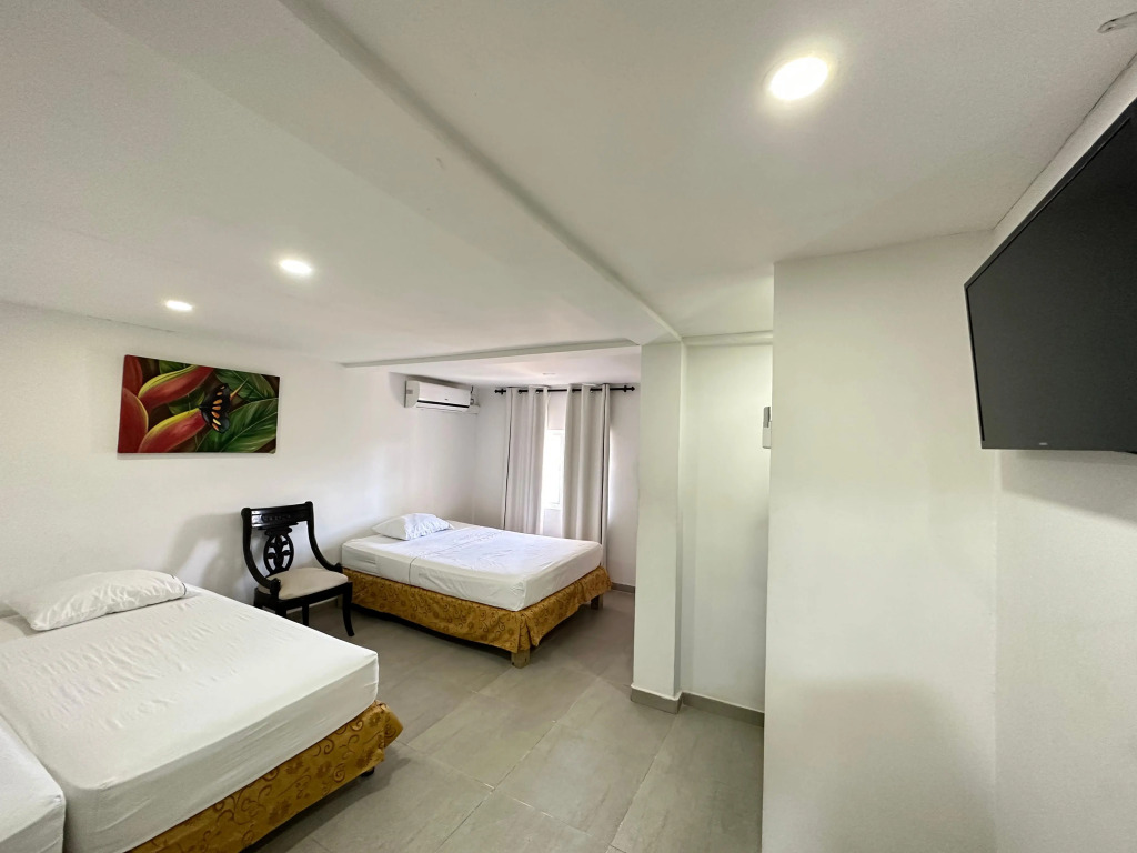 Island House Hotels