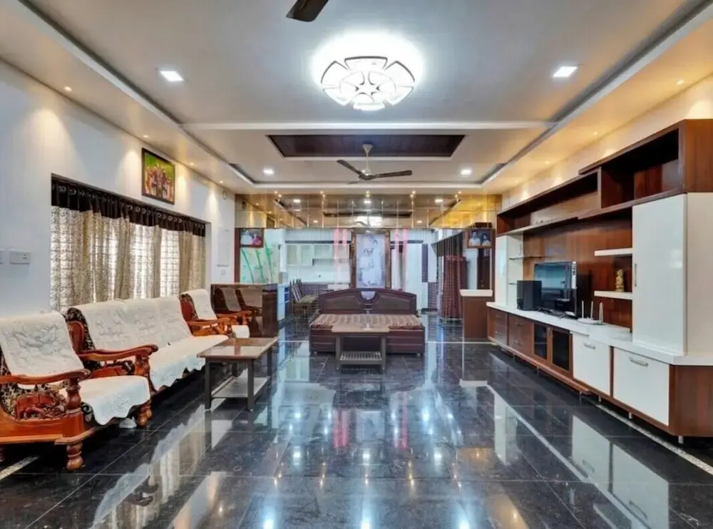Medi Konda Grand