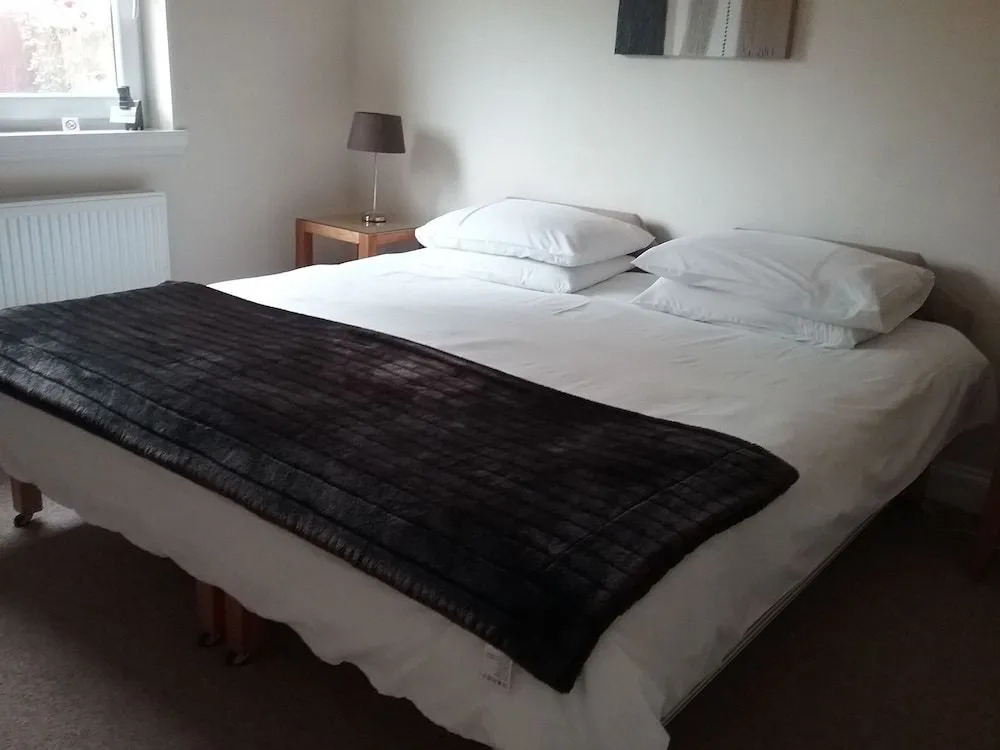Shangri-la bed and breakfast