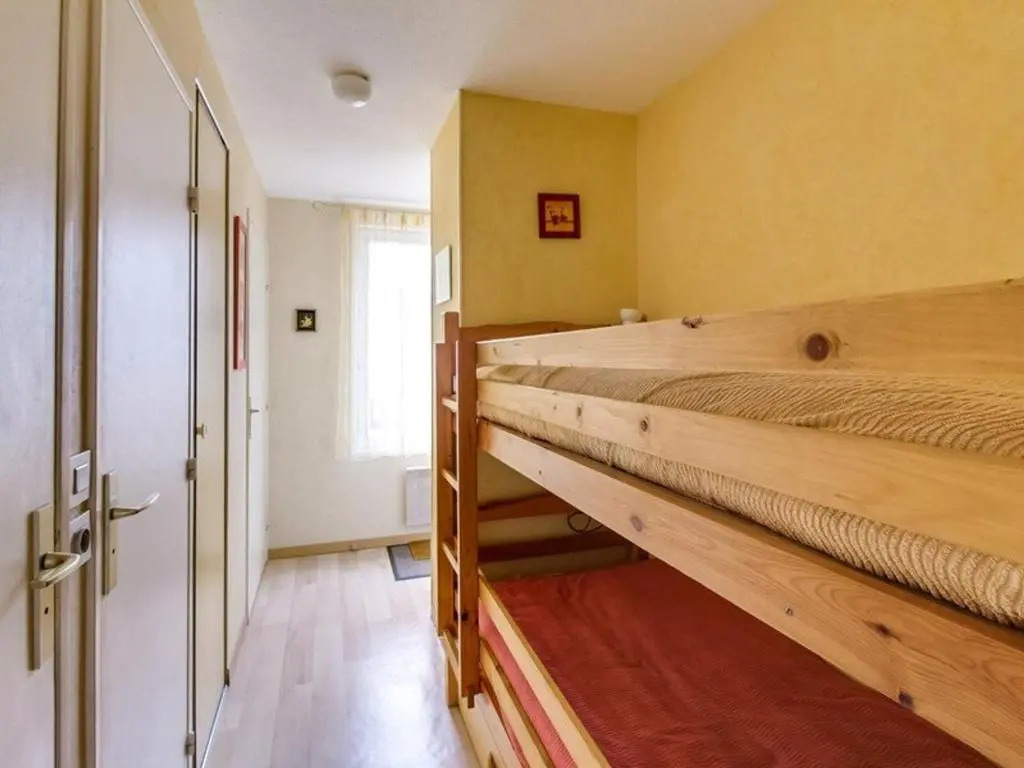 Appartement Esquièze-Sère, 2 pièces, 6 personnes - FR-1-402-34