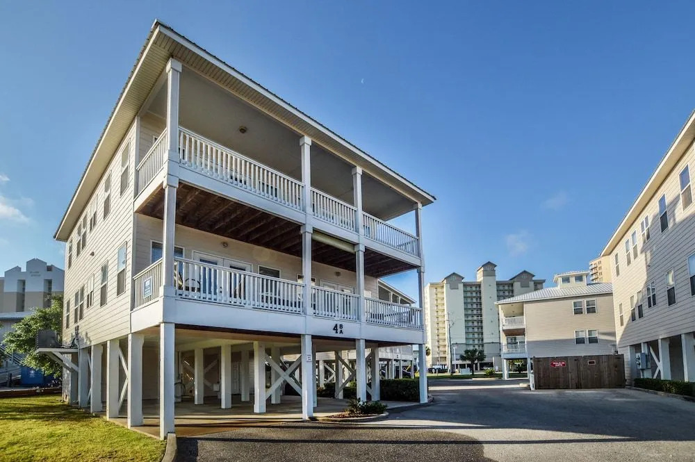 Spinnaker Pointe 2A Duplex