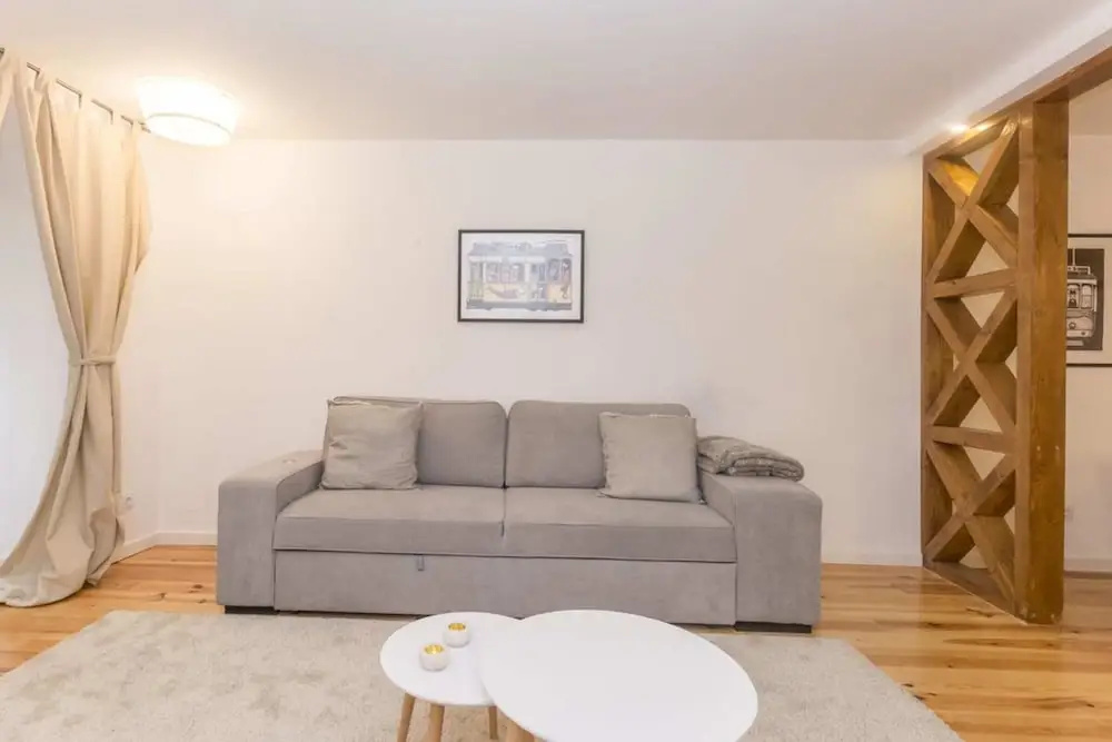 Amazing 3-bedroom Apartment in City Center - Fits 8