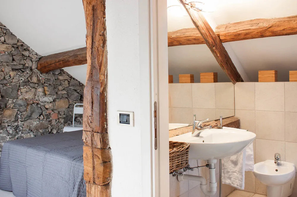 Il Molo by "The House Of Travelers"