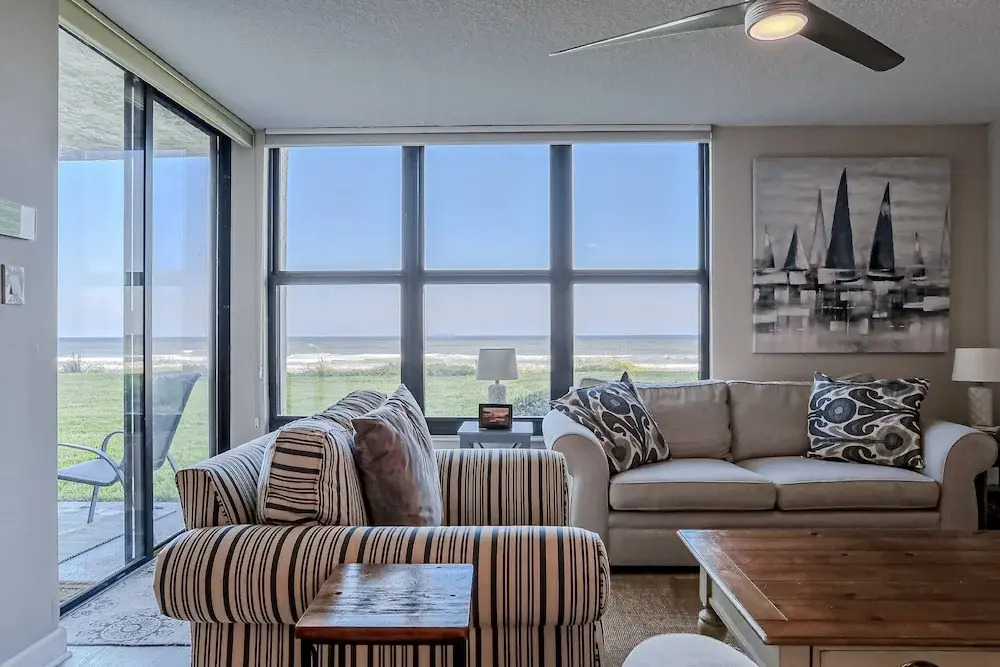 Oceanfront Condo With Beach Access, Patio, Outdoor Pools, Tennis Court, W/d, AC
