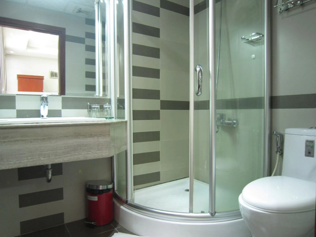 Van Ha Hotel Etown - Nhà Ga T3 Sân Bay TSN