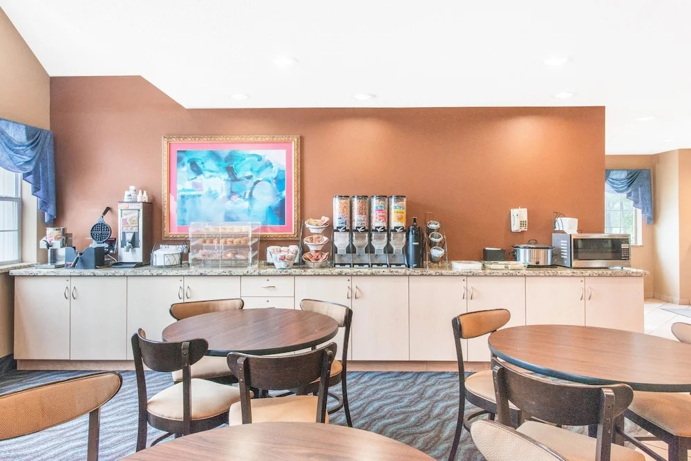 Microtel Inn & Suites by Wyndham Independence