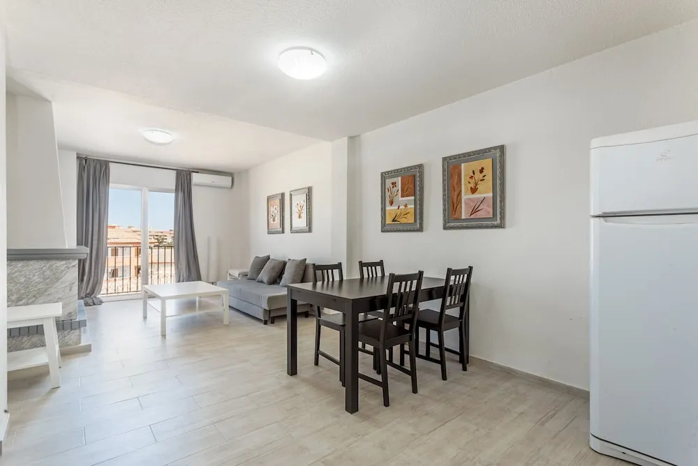 Cosy city 2-Bed apartment, sleeps 6