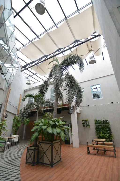 Viven Hotel
