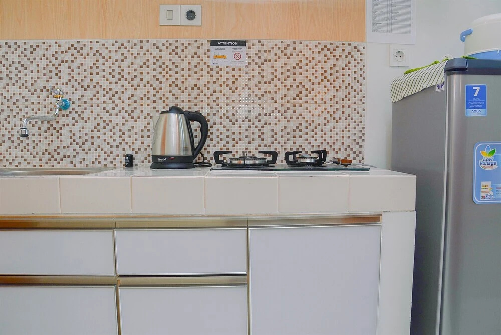 Comfort and Stylish Studio at Dave Apartment By Travelio