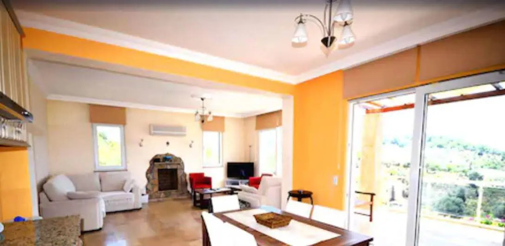 Villa Fatos