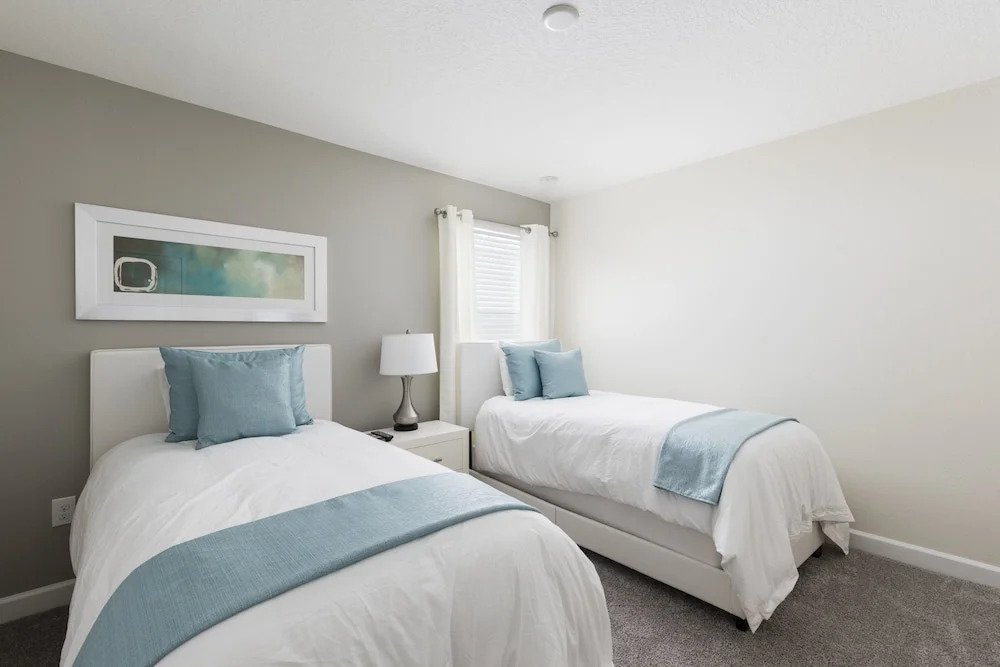 Gorgeous 8-bed Championsgate Resort Home-1528fd
