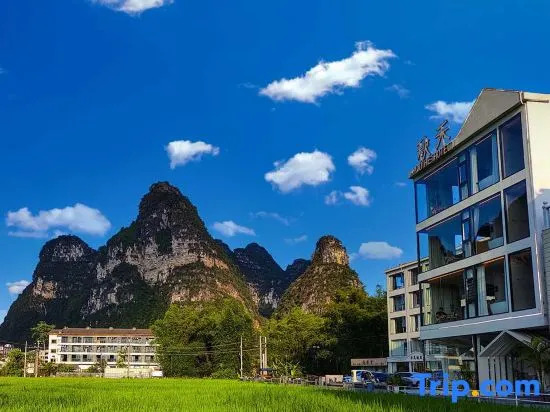 Daxin Mingshi Qiuhe Hotel
