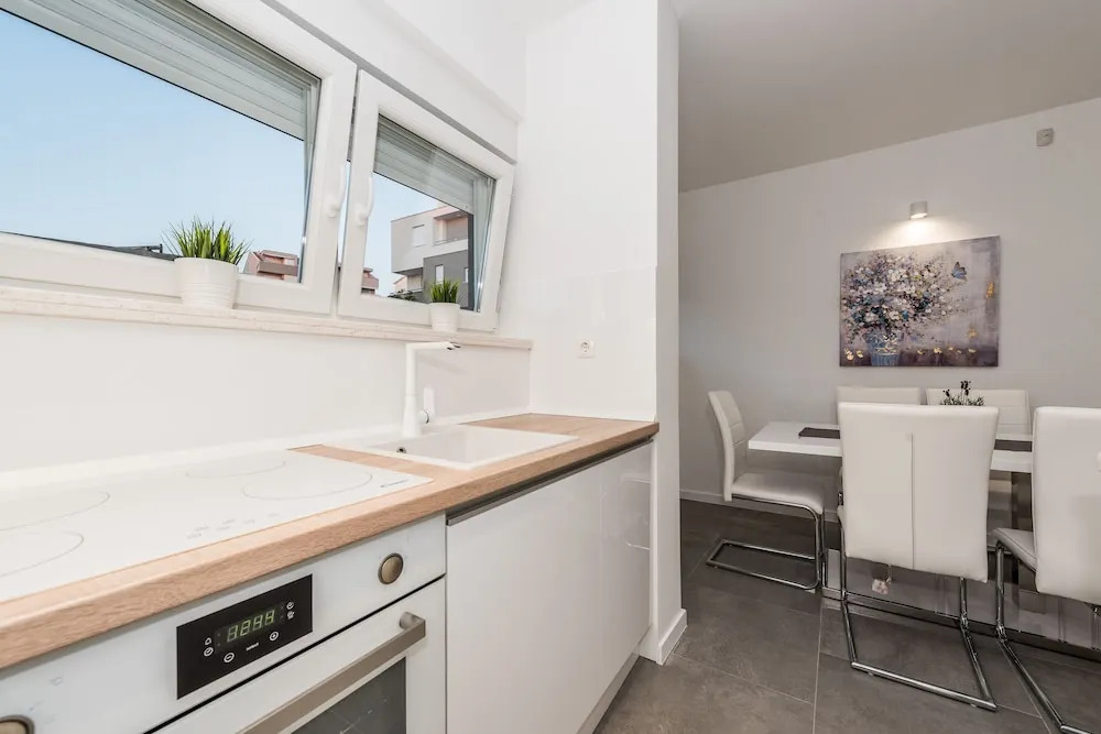 Villa Magnifica apartments with pool