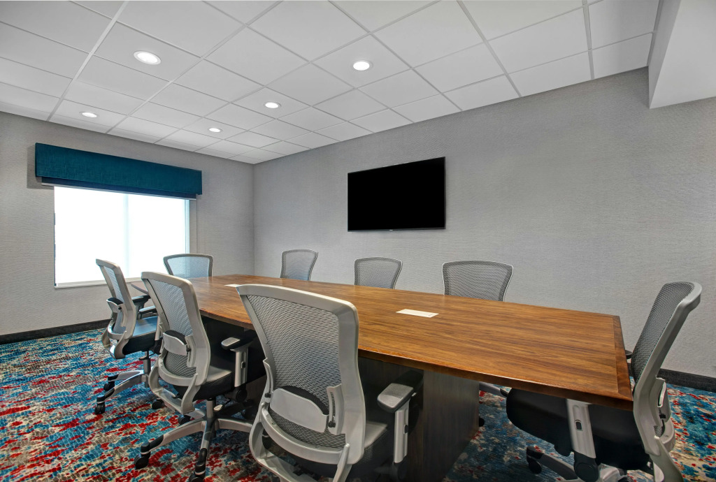 Hampton Inn & Suites Dallas - Farmers Branch