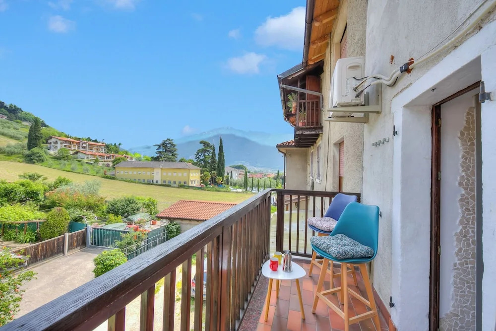 Casa Gio Few Minutes From the Lake