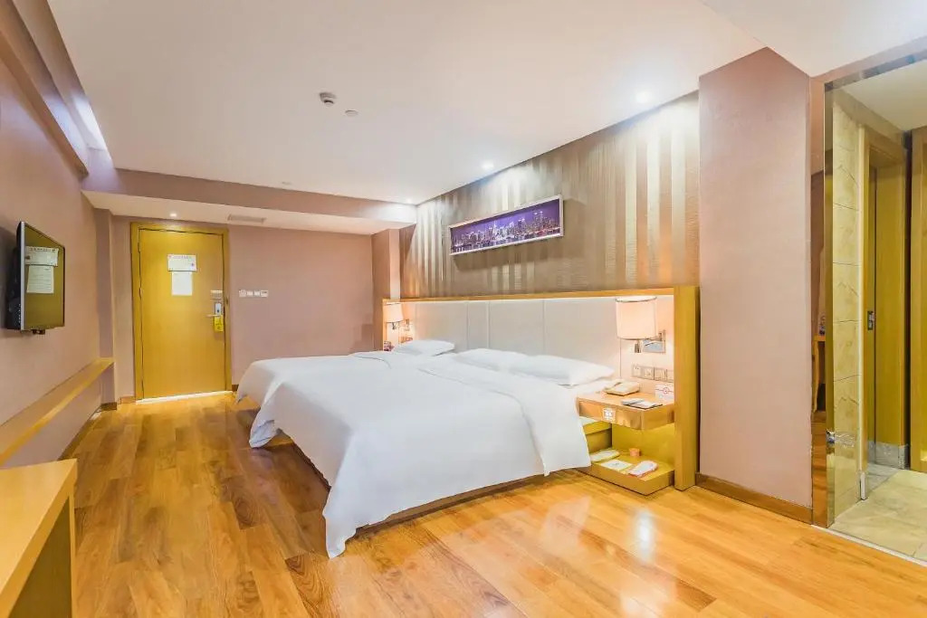 Super 8 Hotel Guangzhou Xicun Metro station