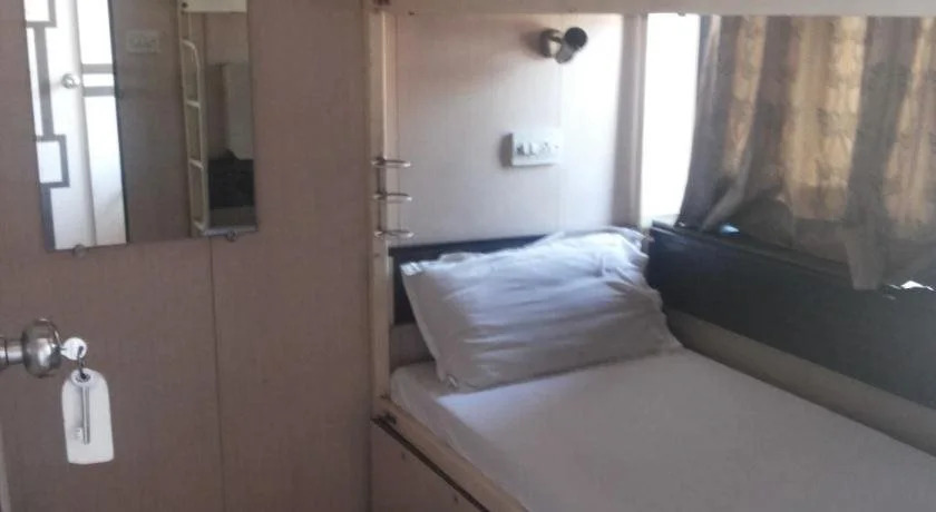 Apollo Guest House