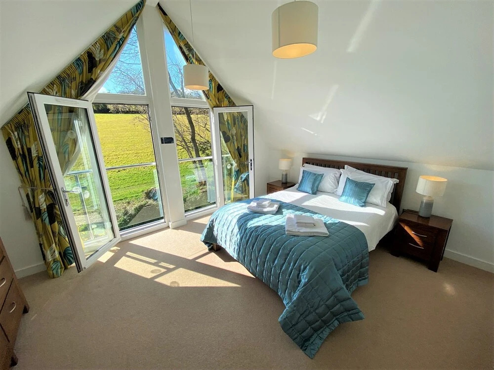 Trewhiddle Retreat V21 by Together Travel - Luxury 3-Bedroom Villa
