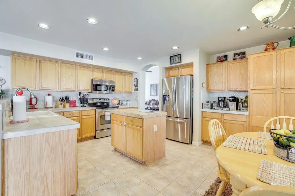 1 Mi to Surprise Stadium! Home w/ Patio & Hot Tub