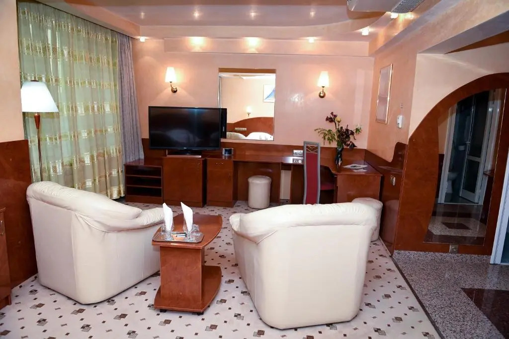 Hotel Carpati