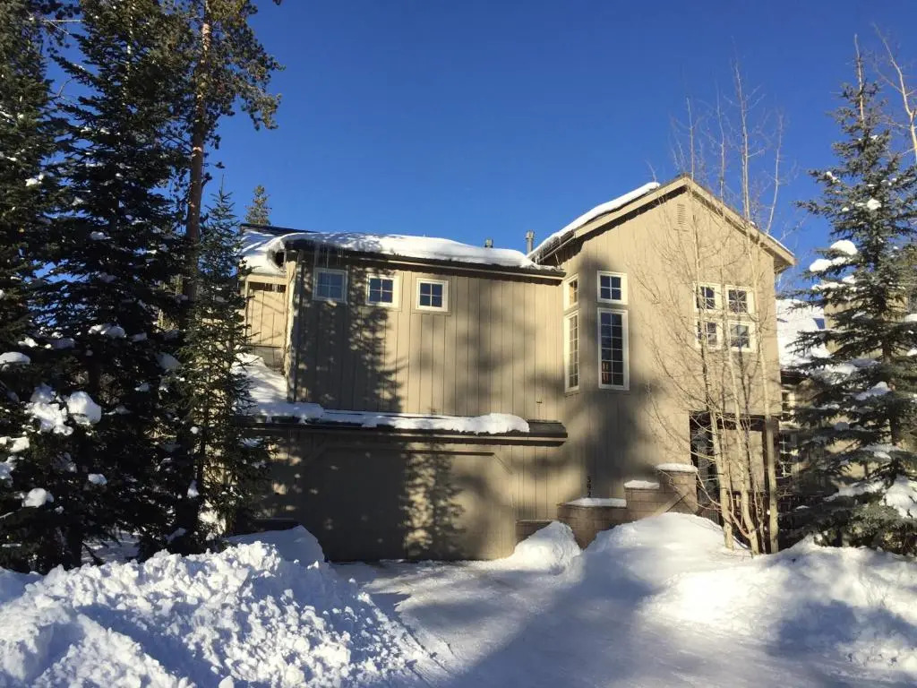 White Wolf Mountain Air Townhome: Elegant Retreat