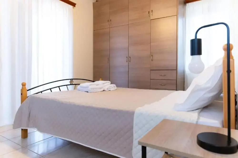 Platsa Seaview Retreat - A Stone-built Escape