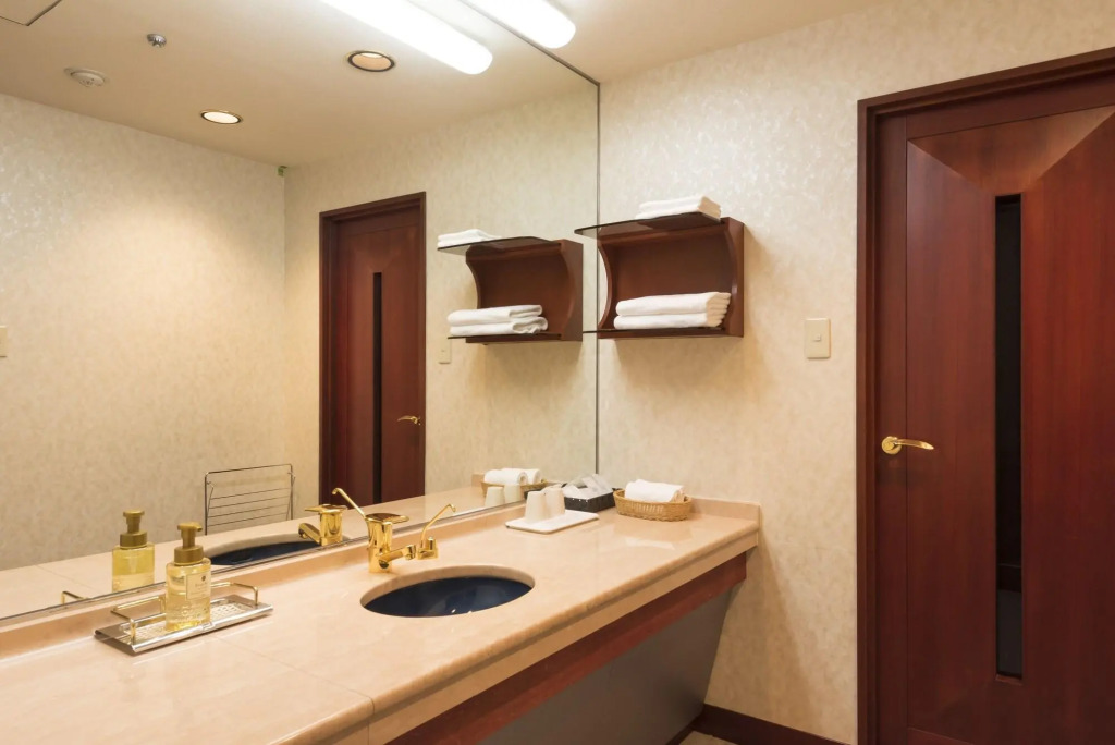 Katsuyama New Hotel