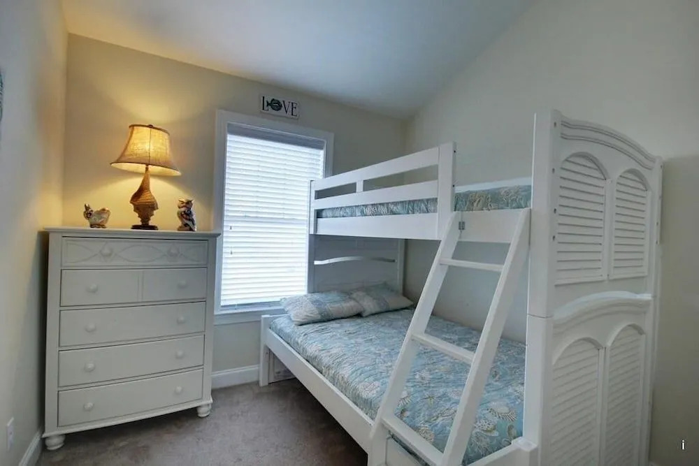 1602 Sunburst 111 - 3 Br Home