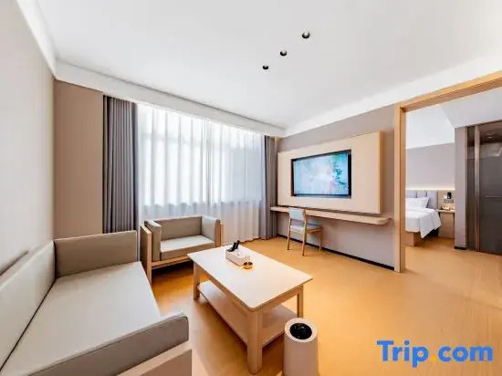 Xueshi Meiji Boutique Hotel (Beijing No. 4 High School)