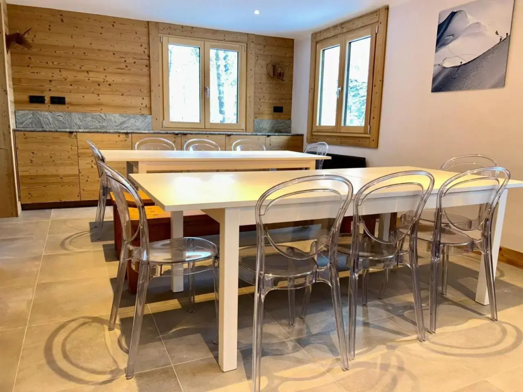 4 Bedroom, 4 Bathroom, Hot Tub, Chamonix Centre