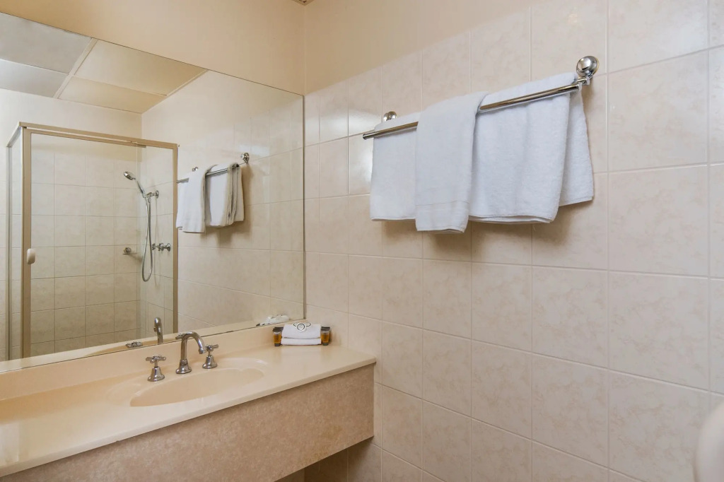 Comfort Inn Regal Park