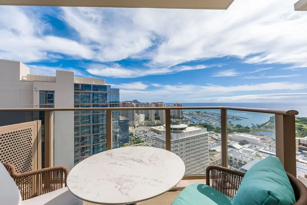 Sky Ala Moana 4005 1 Bedroom Condo by RedAwning