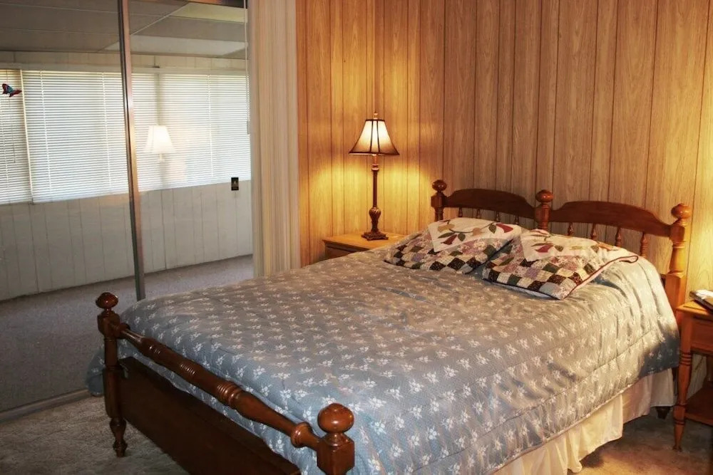Roadrunner Club 38 - 2 Br Home