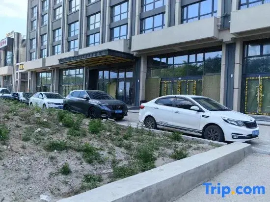 Yunqi Homestay (Harbin Tumor Hospital Subway Station)