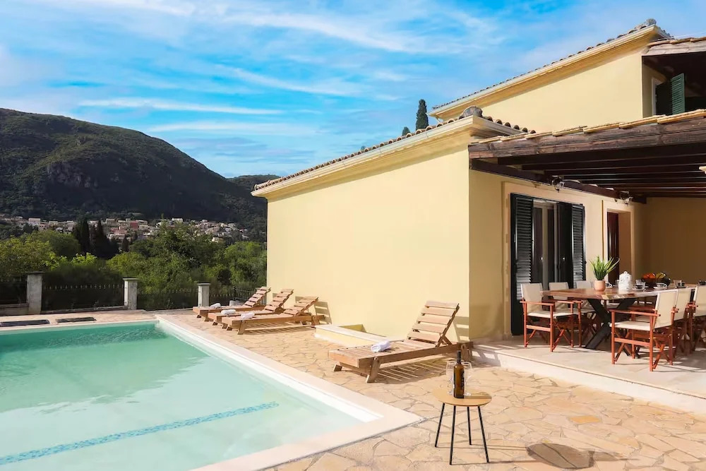 Elite Villa Ena