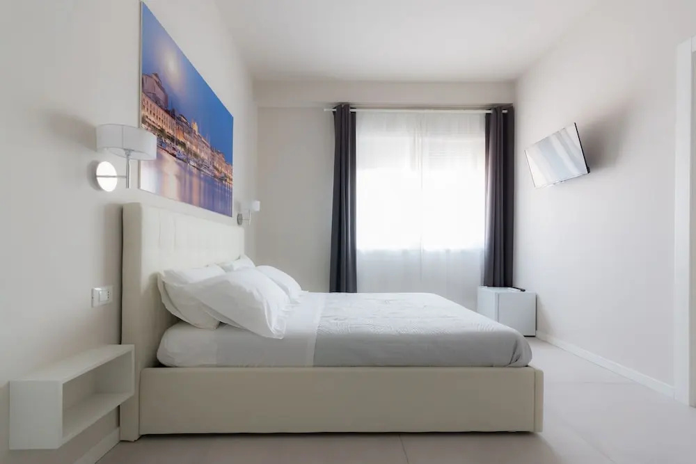 PhotoRooms B&B