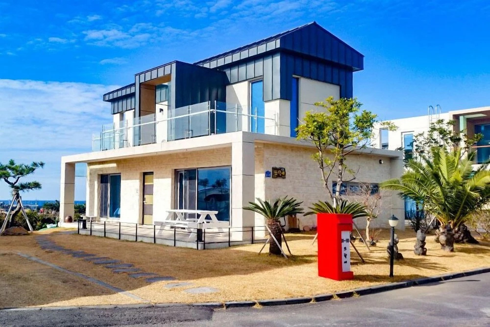 Jeju Track & Unshared House Pension