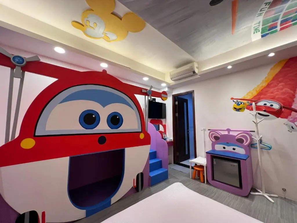 Fun Holiday Family Hostel