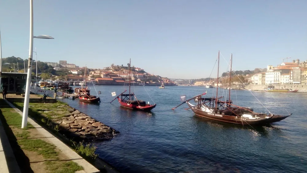 Apartment With 3 Bedrooms in Vila Nova de Gaia, With Balcony and Wifi