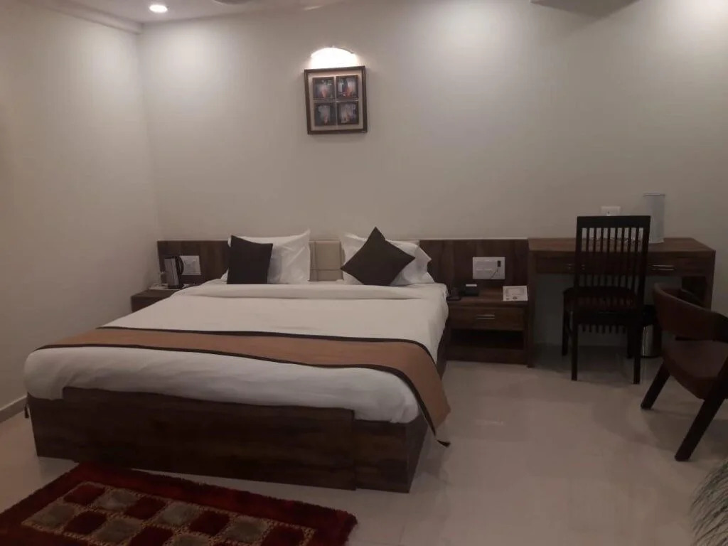 V by Vinnca Hotel Shiva