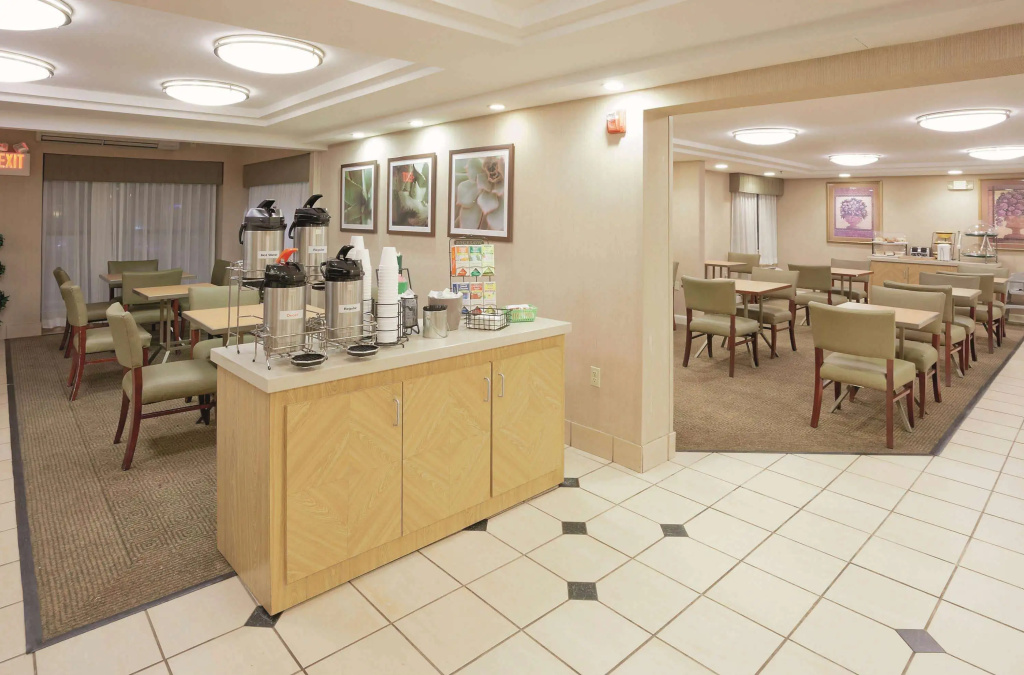 La Quinta by Wyndham Warwick Providence Airport