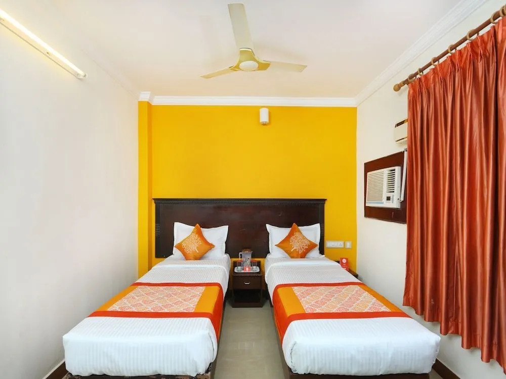 OYO 6849 Dreams Manor