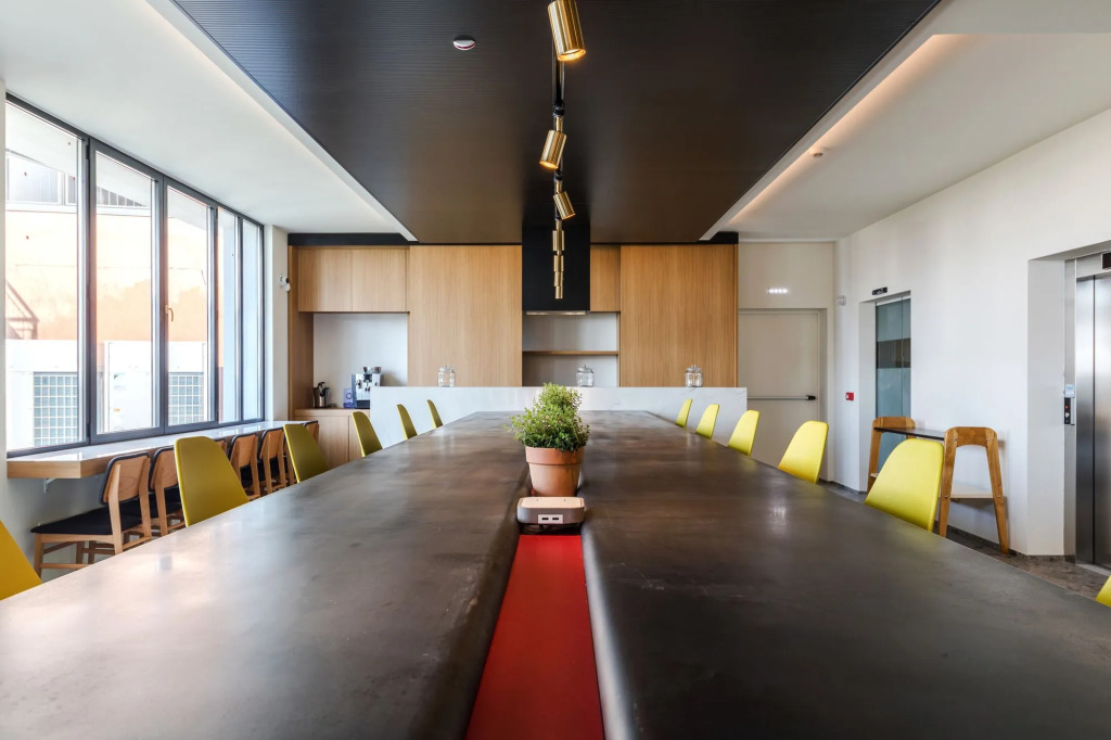 MaisonMe Boutique Hotel