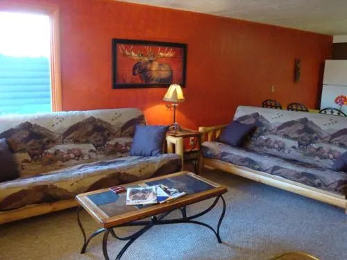 Yellowstone Wildlife Cabins