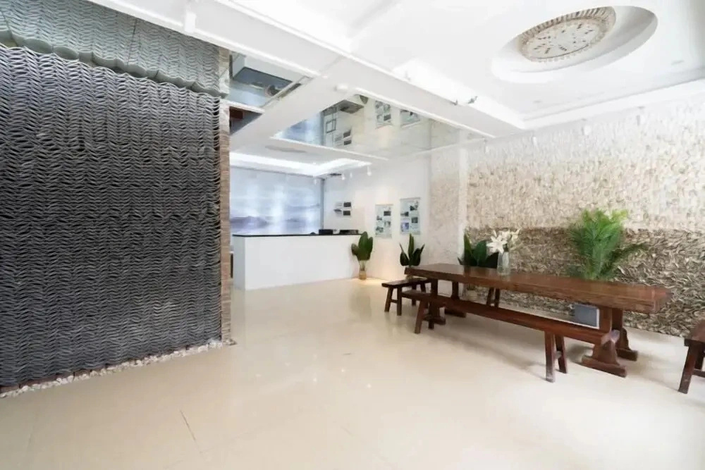 Yangshuo Menai Hotel