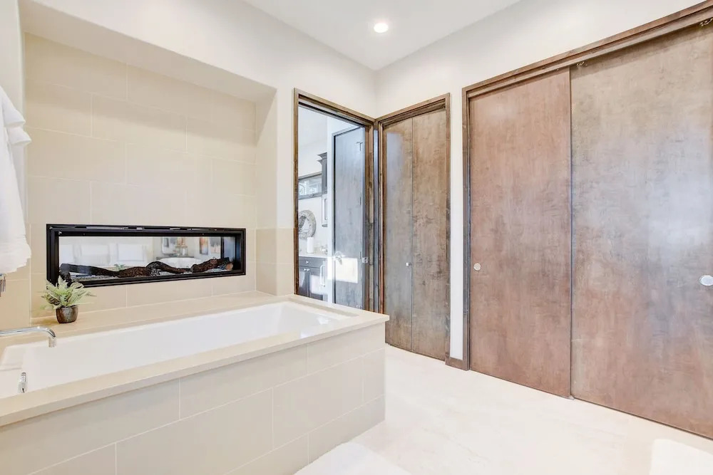 2113 Barbaro Way Cabin Unit 16