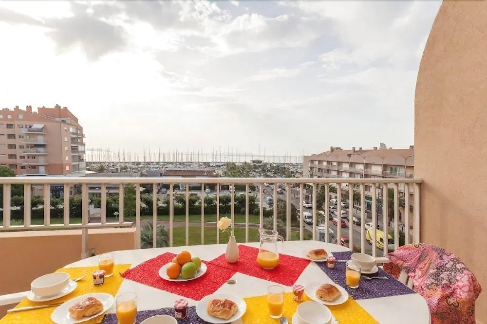 Residence Hyeres Port