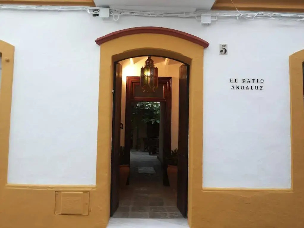 Apartamentos El Patio Andaluz