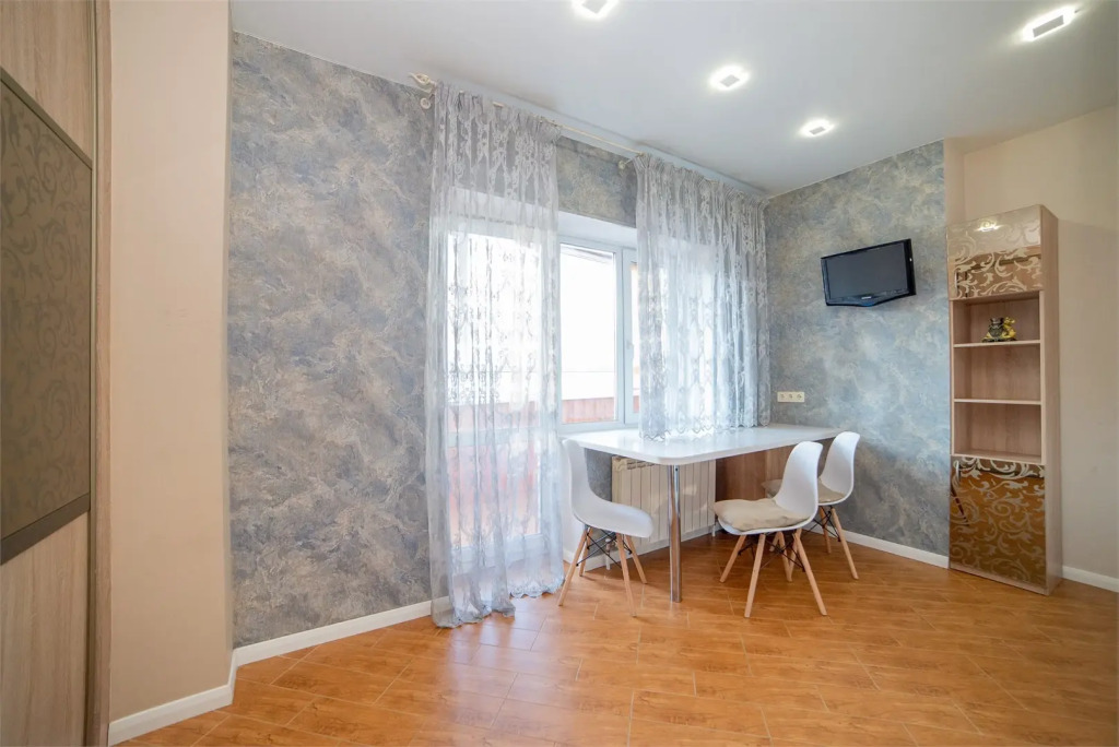 BeGuest на Хохрякова 74